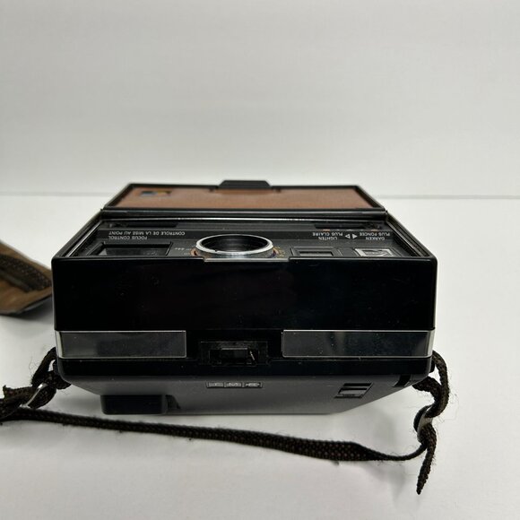 Kodak Colorburst 200 Instant Camera With Manual, Bag and Flashes - Picture 5 of 14